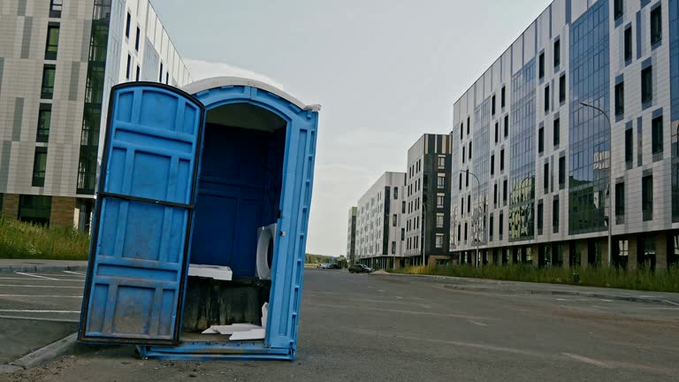 Types of Portable Toilets We Offer in West Glendive, MT